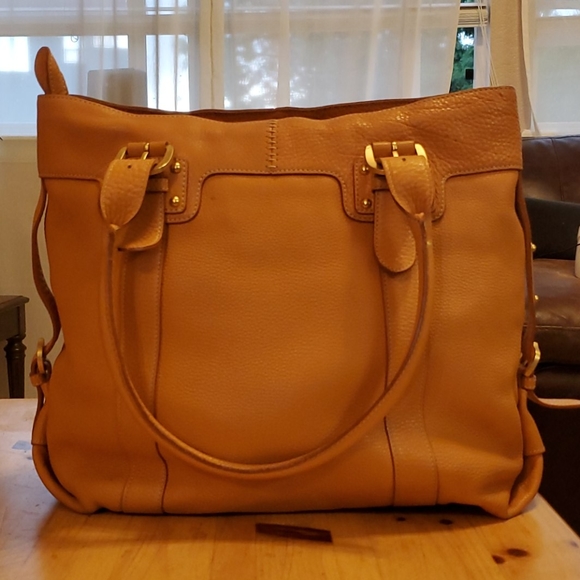 Large Dooney and Bourke bag - Picture 2 of 8